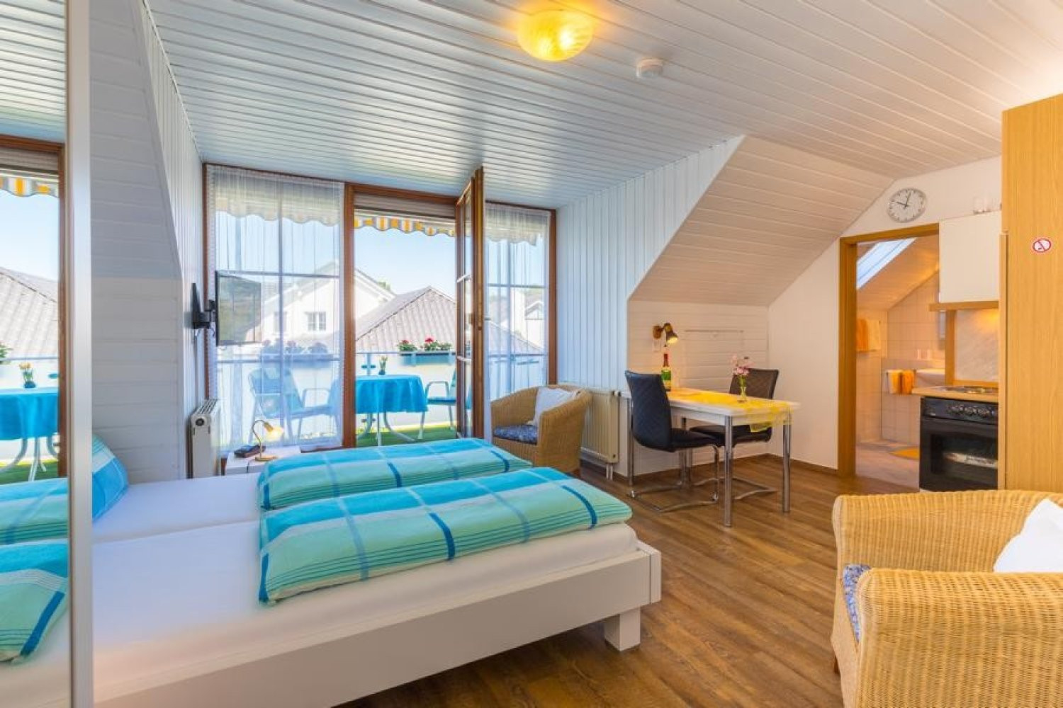 Ferienwohnungen Baur - Fewo 2 In Salem-Mimmenhausen inside Ferienwohnung Bodensee 2 Schlafzimmer 2 Bäder